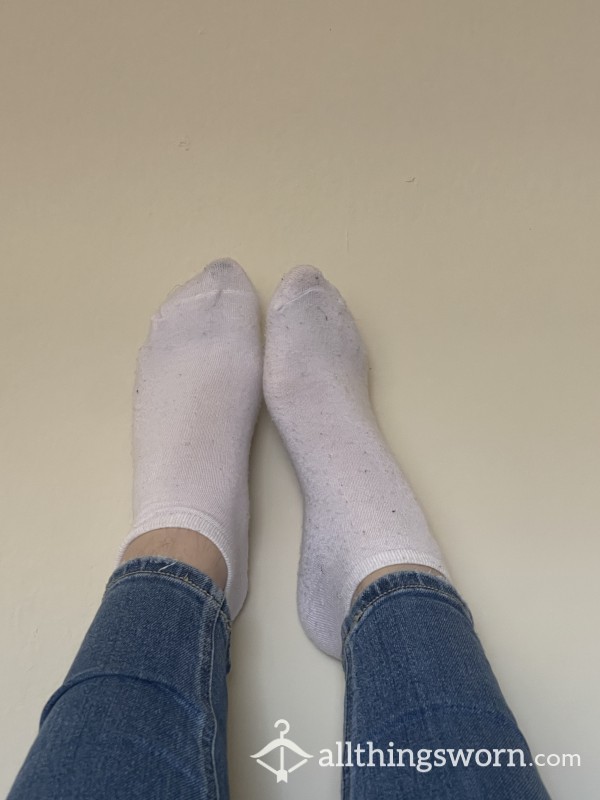Thin White Dirty Socks