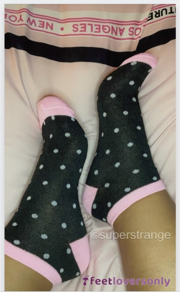 Tickle My Toes Pink Socks
