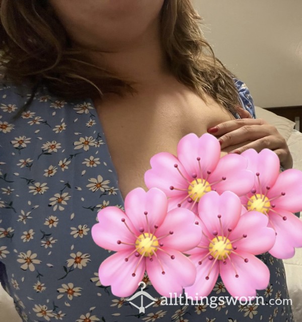 Tits And Pussy Closeup In A Sundress
