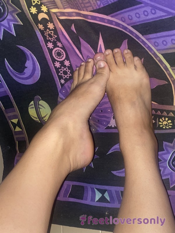 Toes Good Enough To Suck