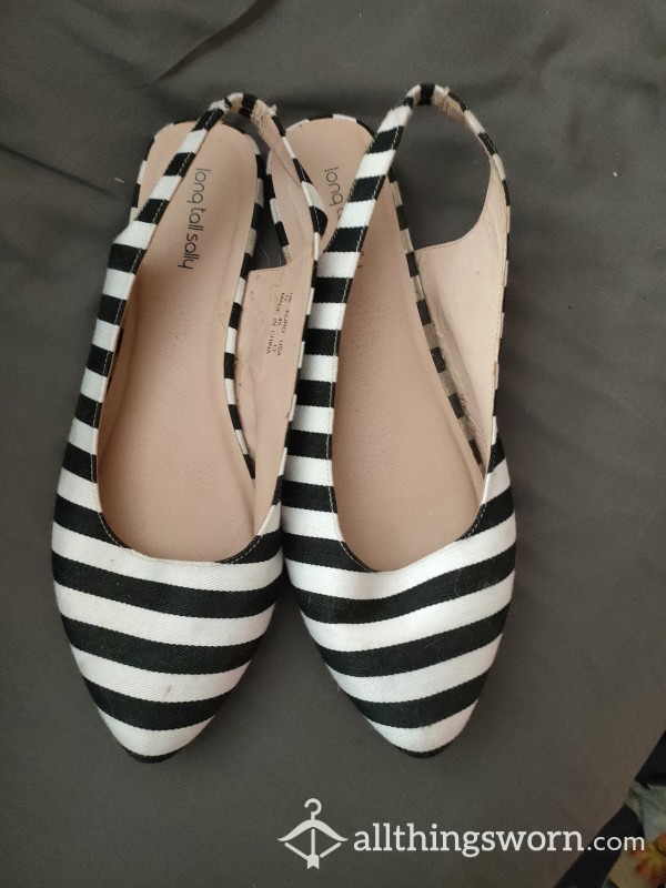 UK Size 11 Striped Flat Pointed Shoes 💕
