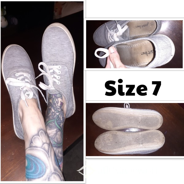Used And Gross GREY Faux Keds - Size 7 US Women's