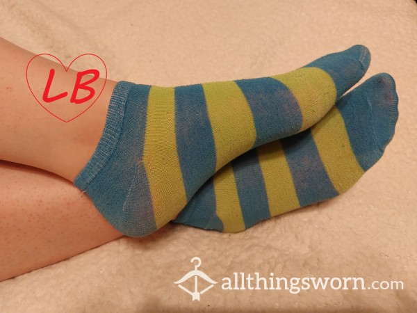 USED ANKLE SOCKS BLUE AND GREEN STRIPES