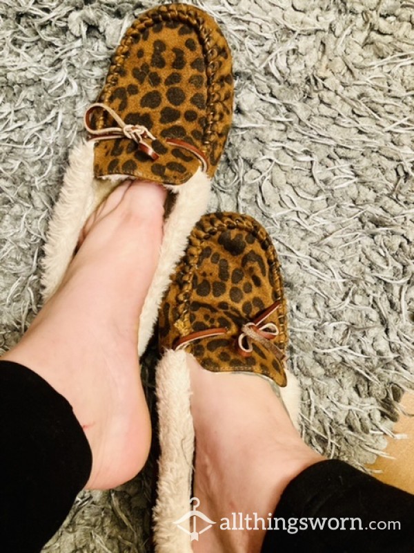 *sold* Used Leopard Print Slippers