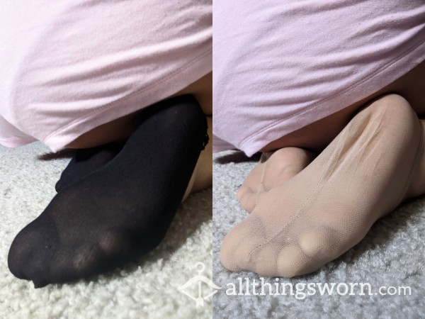 Used No-Show Thin Socks In Beige And Black!