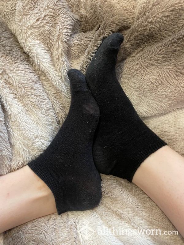 Used/worn Women’s Black Ankle Socks 😍