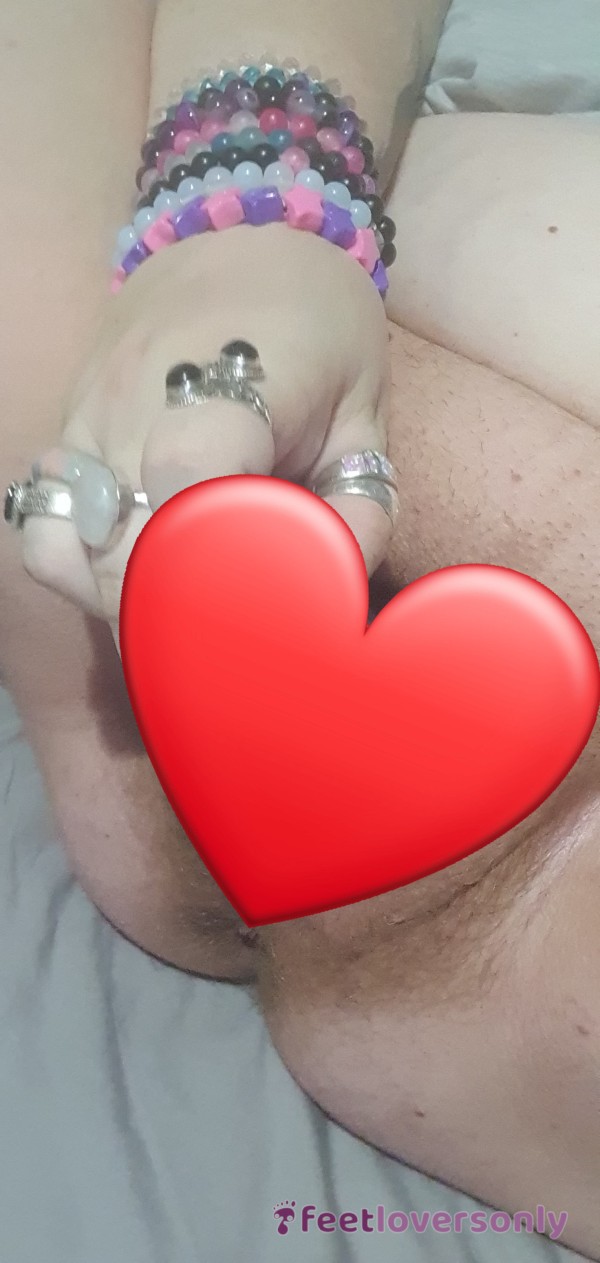 Using A Dildo On My Wet Pussy