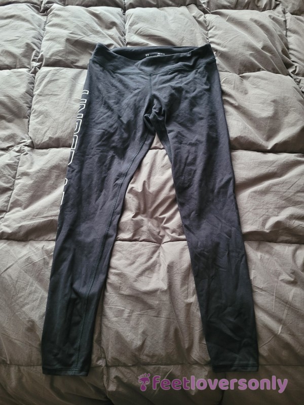 Used Black Under Armour Workout Leggings