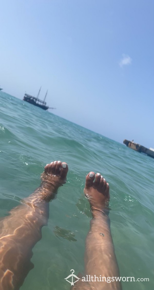 Mexico Vacation Feet Package