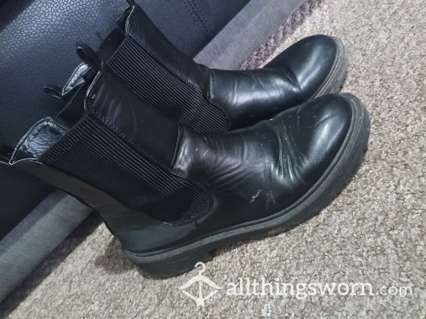 Very Well Worn, Chunky Ankle Boots