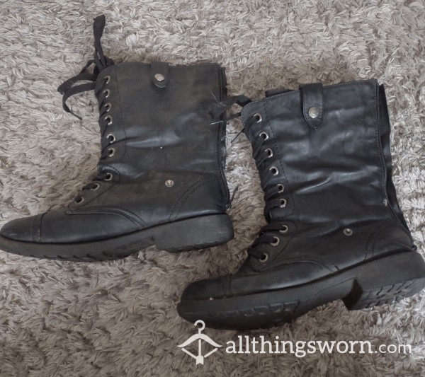Wanted Brand, Black Leather Boots! (Size 8.5)