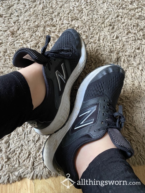 Wanted Naughty Sole Sniffers Looking For Well Worn Work Out Trainers That Have Had My Beautiful Bare Size 9 Feet In Whilst I’ve Been Sweating Intensely 🤤