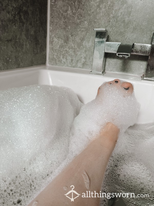 Watch My Feet Play Keek A Boo With You In The Hot Steamy Bath 🛁 💋