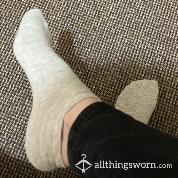 Week Worn Ankle Socks