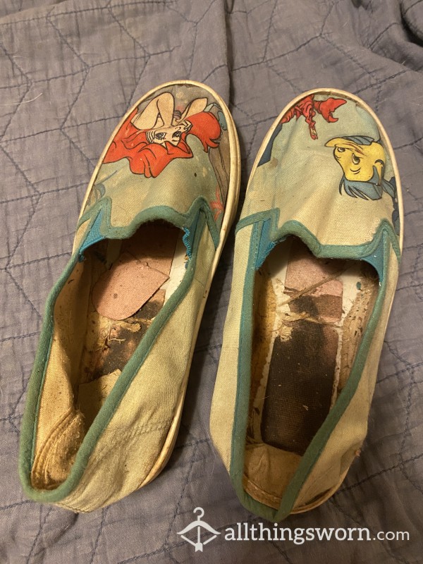 Well Worn Little Mermaid Shoes Size M