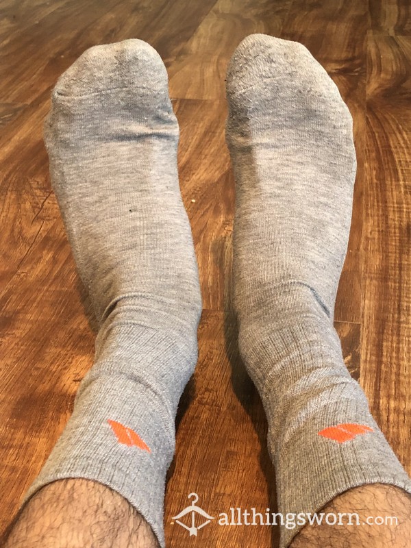 Well-worn Mid-calf Crew Socks (Men’s)