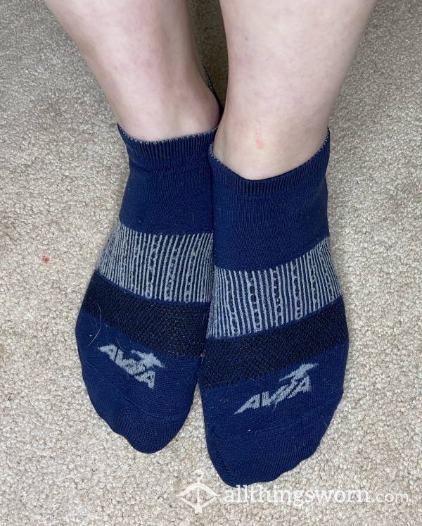 💙Well-Worn Navy Blue Avia Athletic Socks