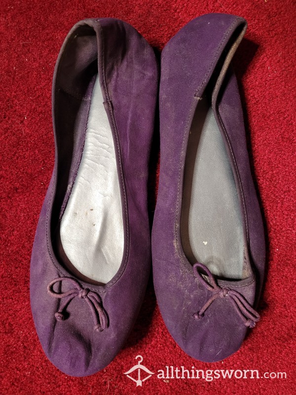 Well-Worn, Smelly Size 10 Purple Flats