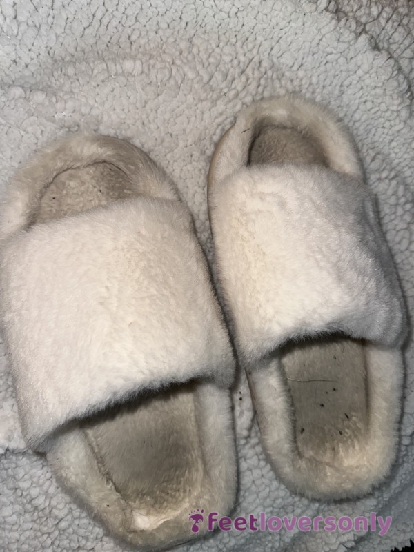 Well Worn White Sherpa Fuzzy Slippers