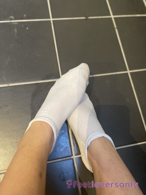 Wet Socks (white)