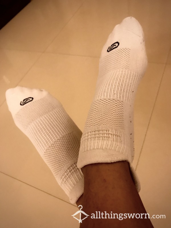 White Ankle Length Socks 🧦💘