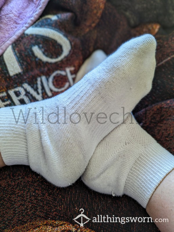 White Ankle Socks - 4 Day Wear