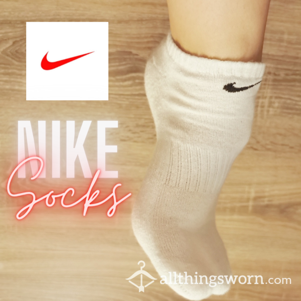 NIKE ANKLE SOCKS 🖤🤍 7 Day Wear💓Available In 3 Colours