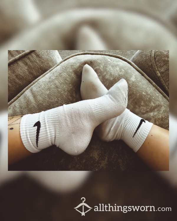 White Nike Socks 🧦