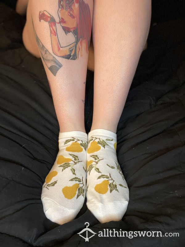 White Pear Patterned Ankle Socks