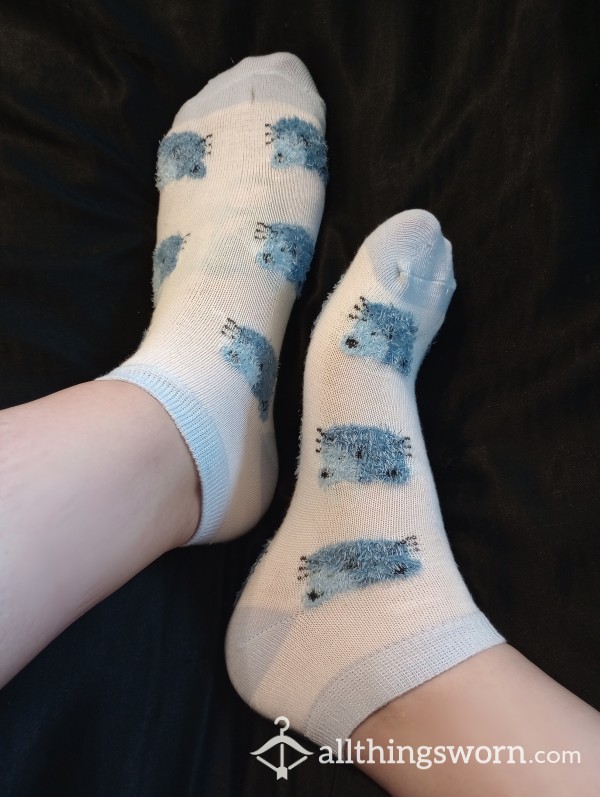 White With Fuzzy Blue Cats Socks