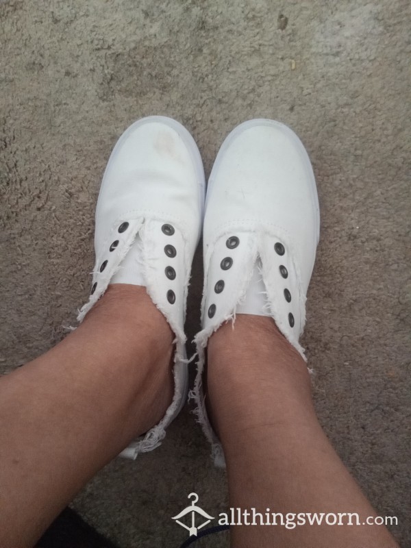 White 🤍 Canvas Flat Slip On Shoes