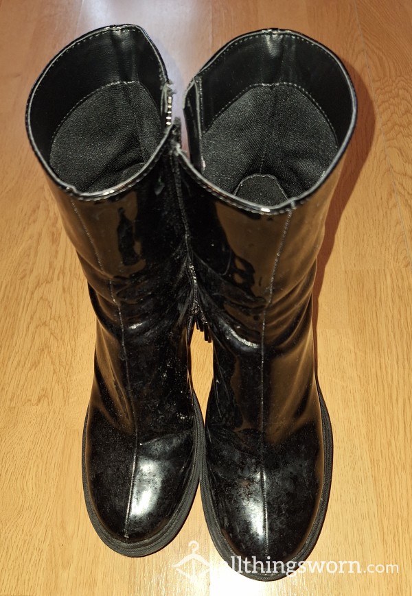 Work Black Faux Leather Ankle Boots (size 6)