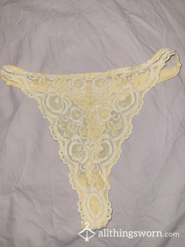 Yellow Lace Thong 🥵💛