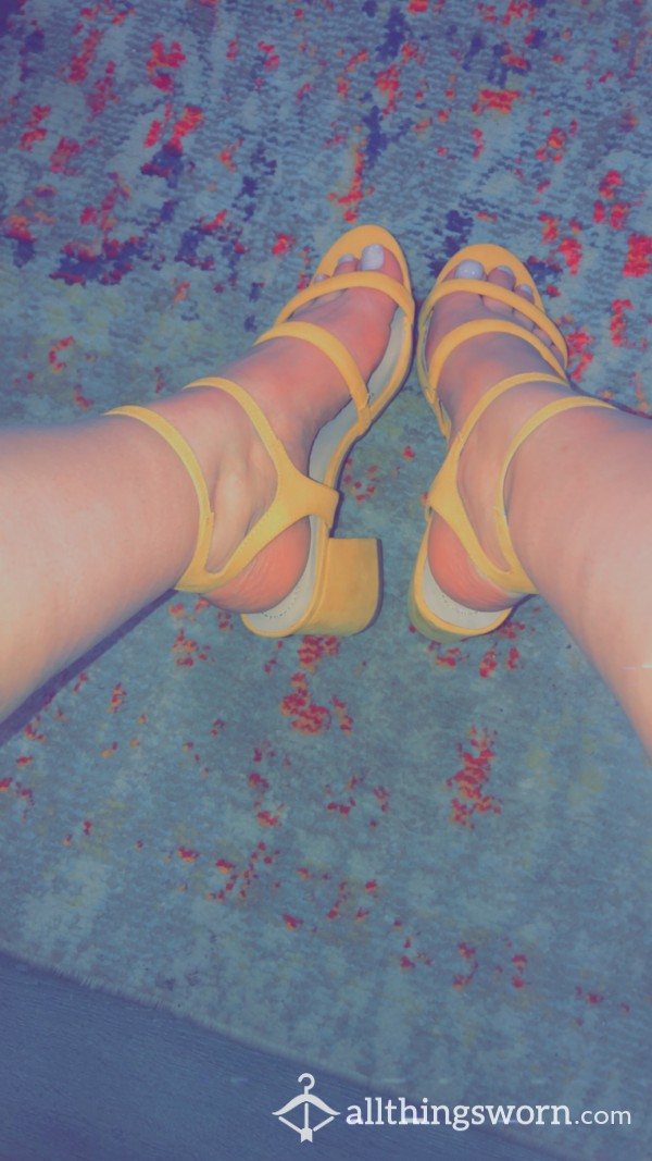Yellow Strappy Heels 💛
